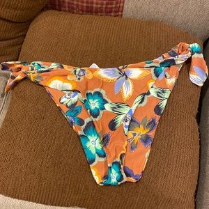 Aerie floral swim bottoms